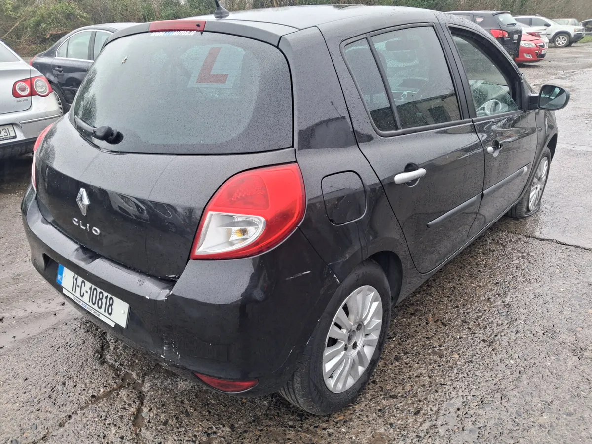 2011 Renault Clio parts - Image 4