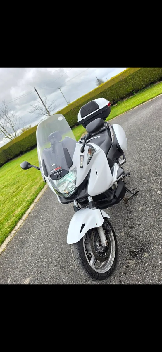 Honda deauville 700 - Image 3