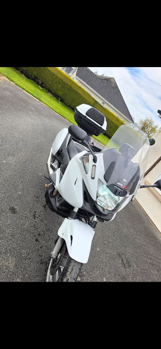 Honda deauville 700 - Image 4