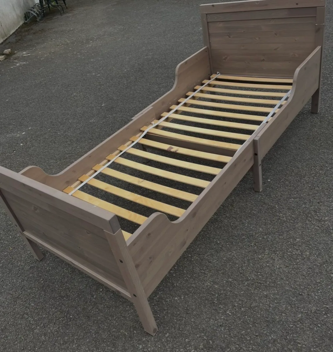 Wooden junior bed frame - Image 2