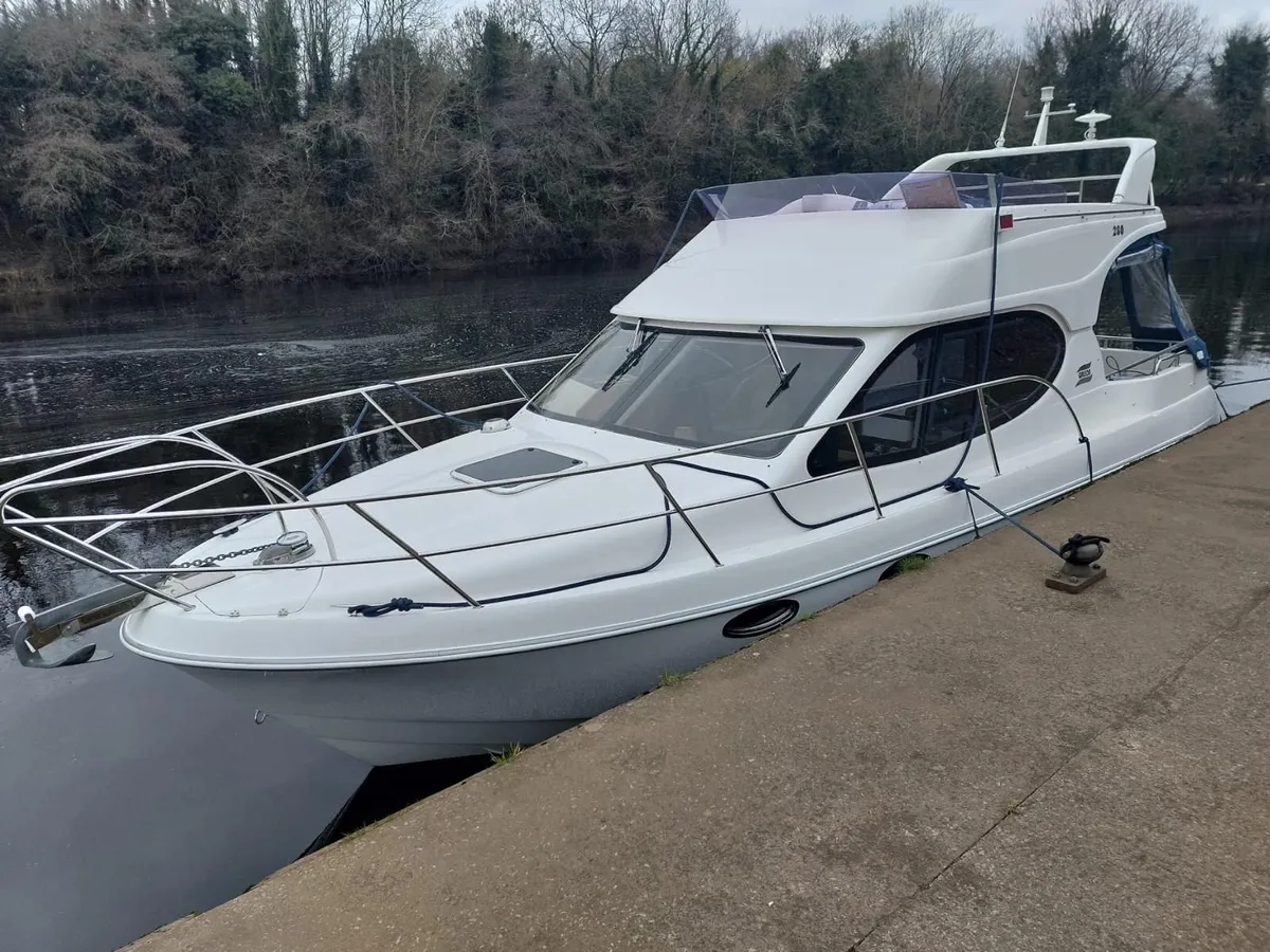 Galeon 280 Flybridge - Image 2