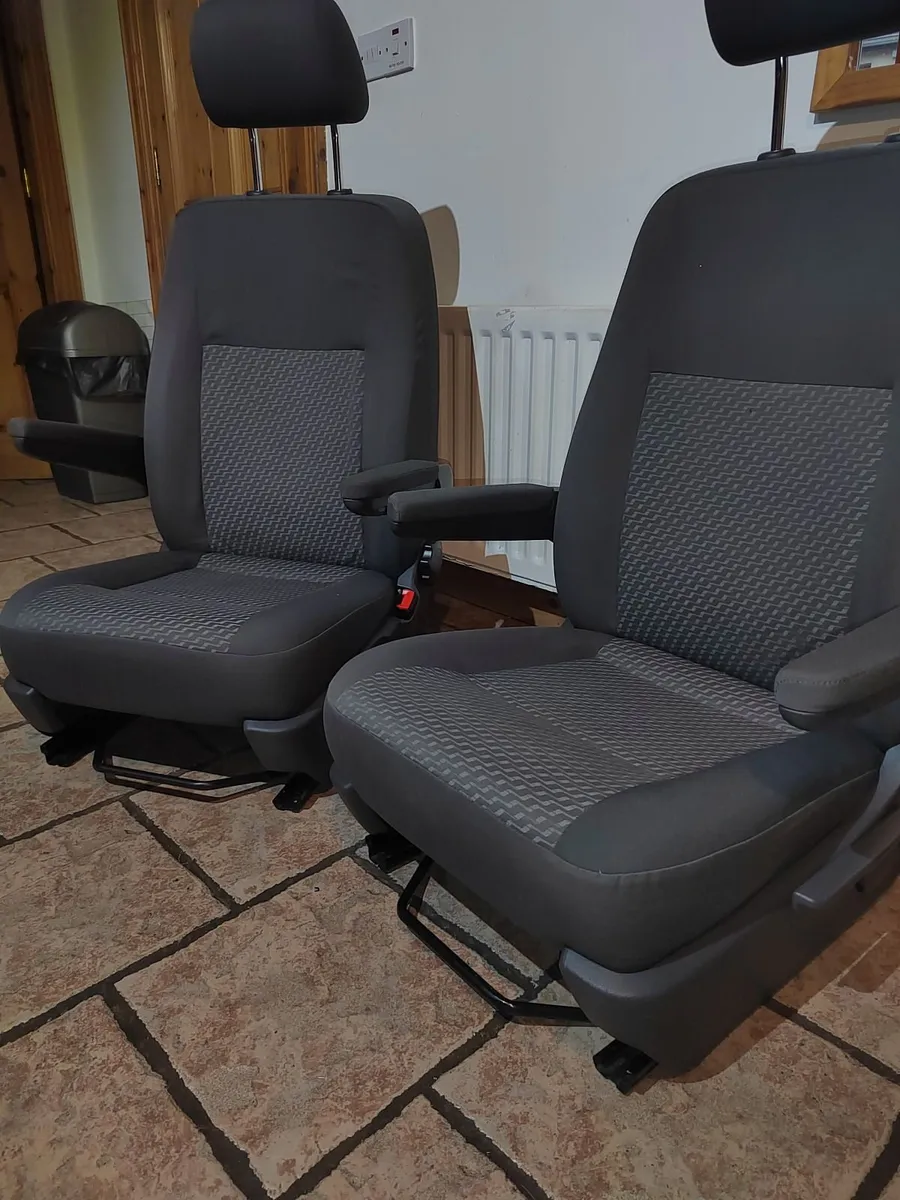 VW transporter T5 T5.1 front captain seats - Image 3