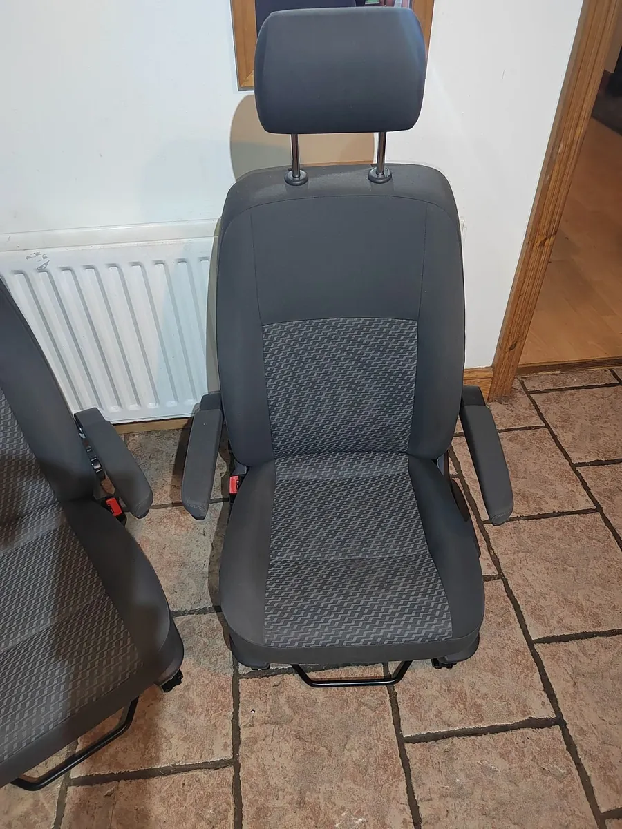 VW transporter T5 T5.1 front captain seats - Image 4