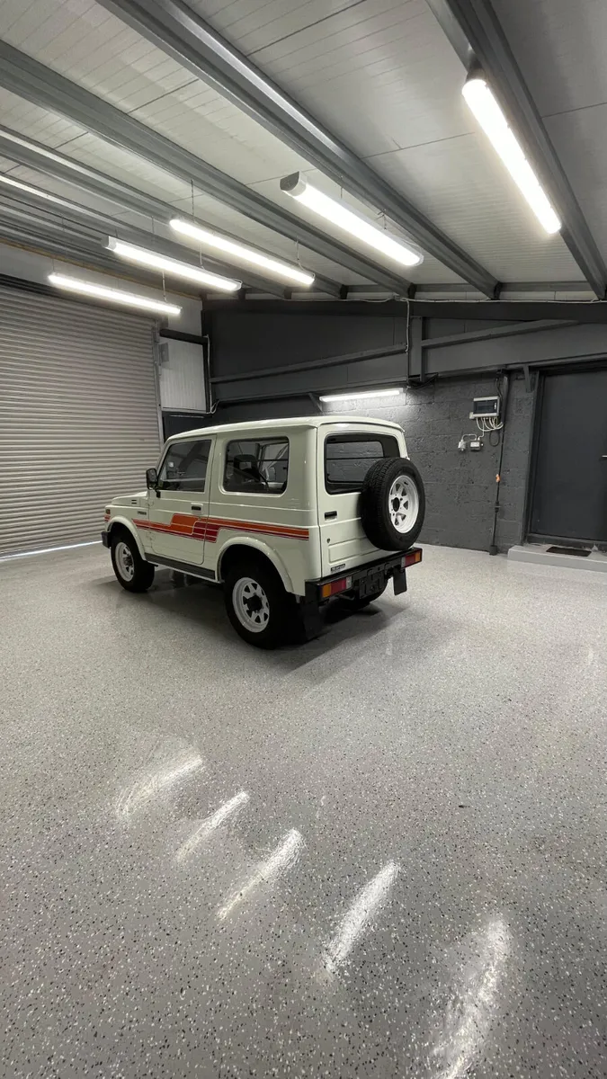 Suzuki SJ 413 - Image 2