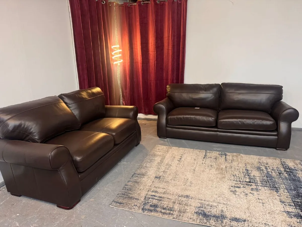 Stunning 3+2 Real Leather Sofa Set – Fully Refurbi - Image 1