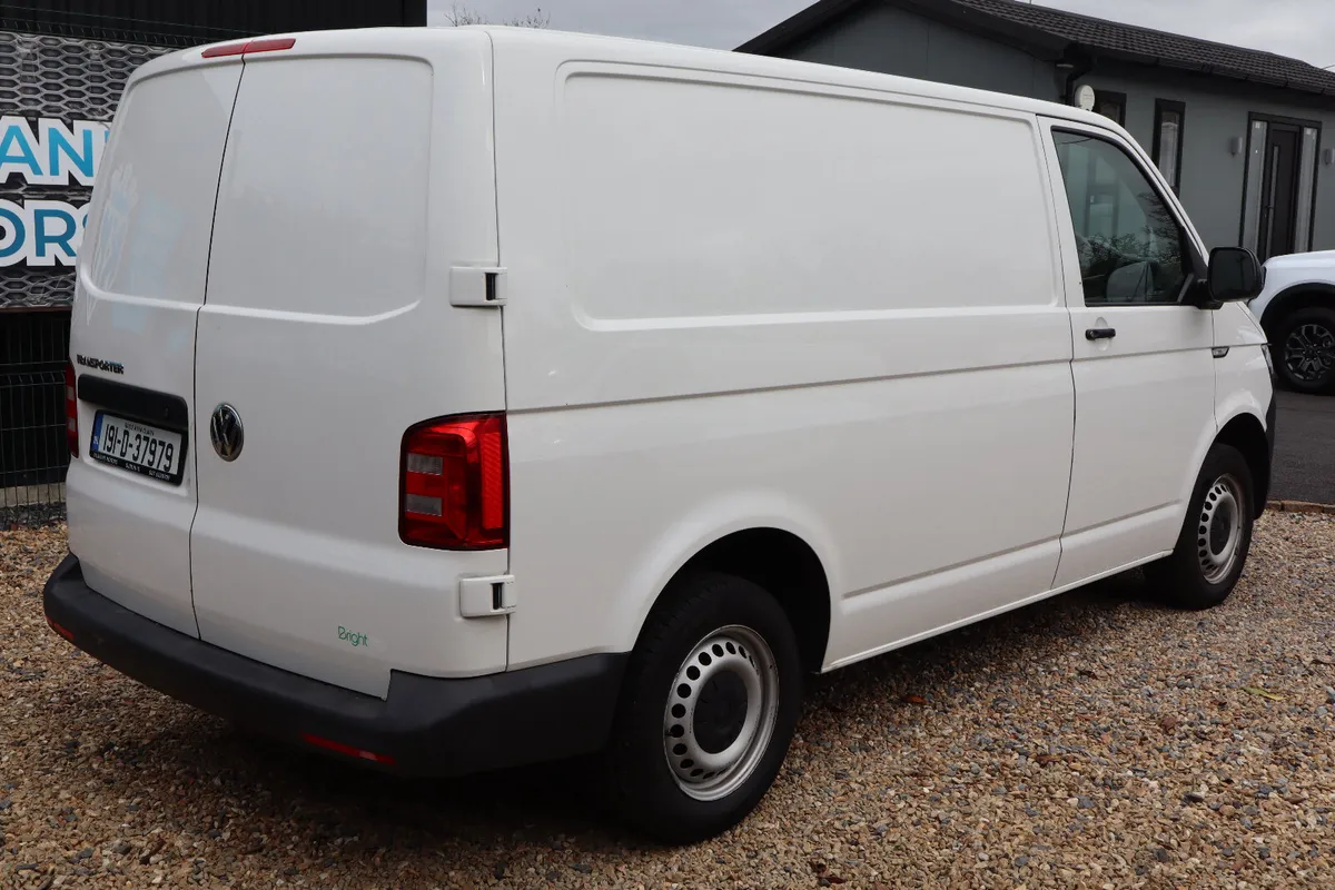 Volkswagen Transporter 2019 AC LWB - Image 4