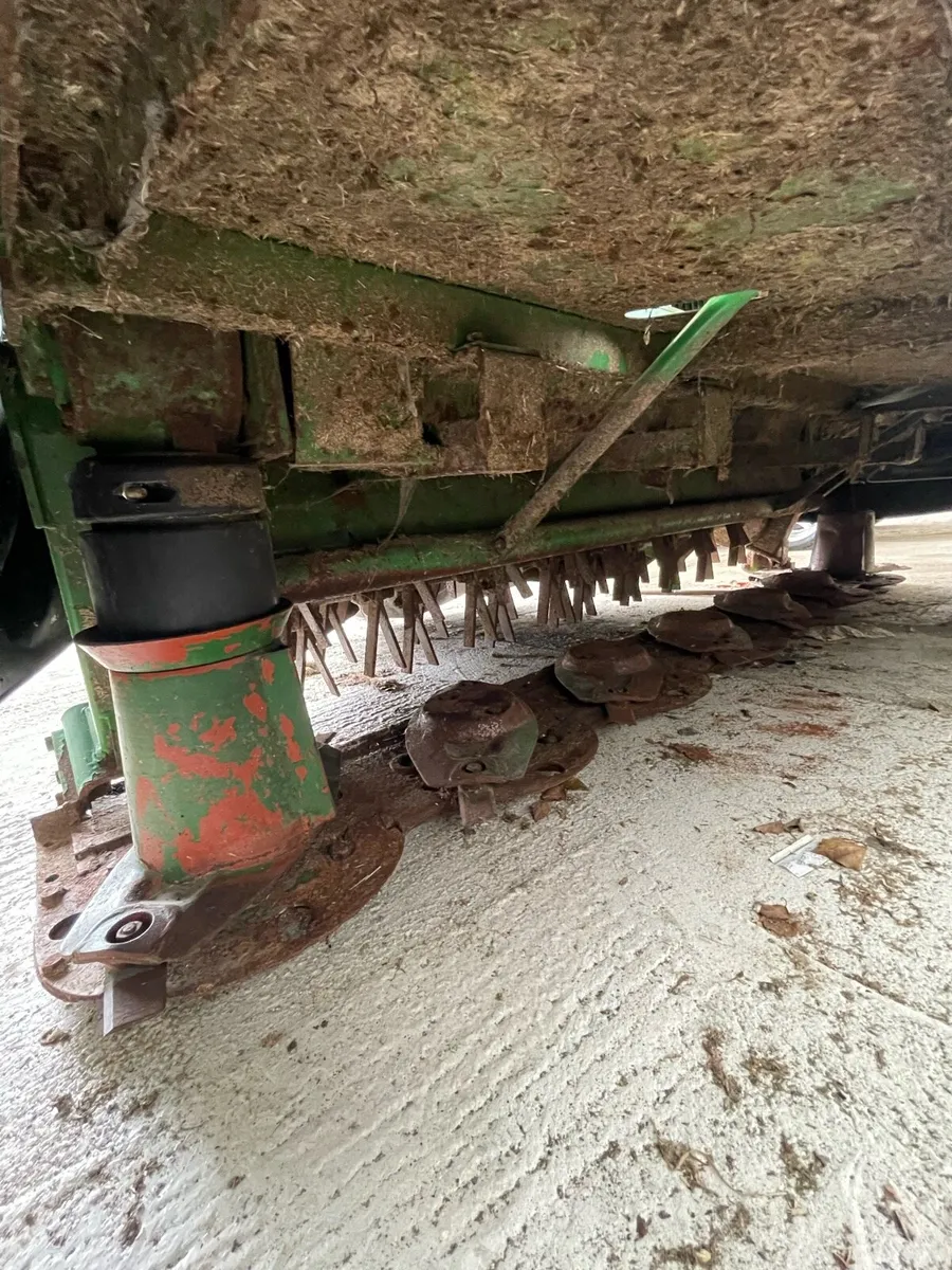 John Deere 228A front mower - Image 4