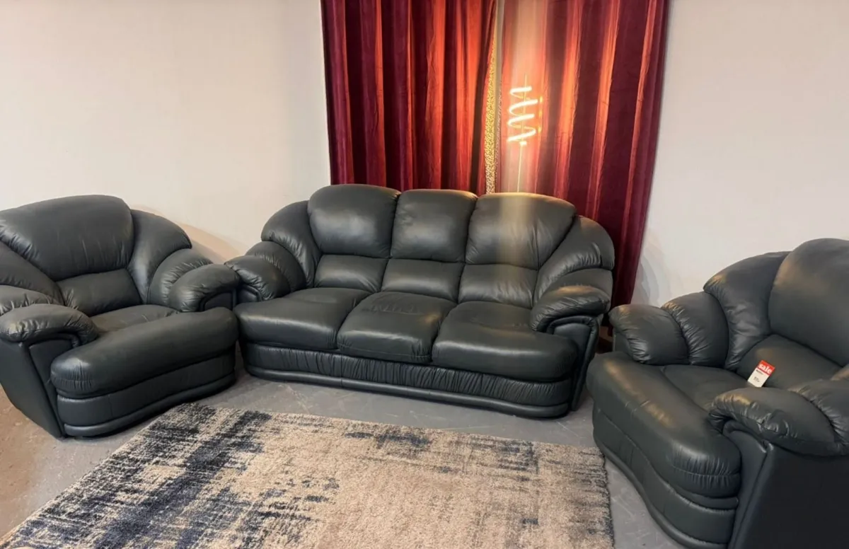 Large 3+1+1 Real Leather Suite – Fully Refurbished - Image 1