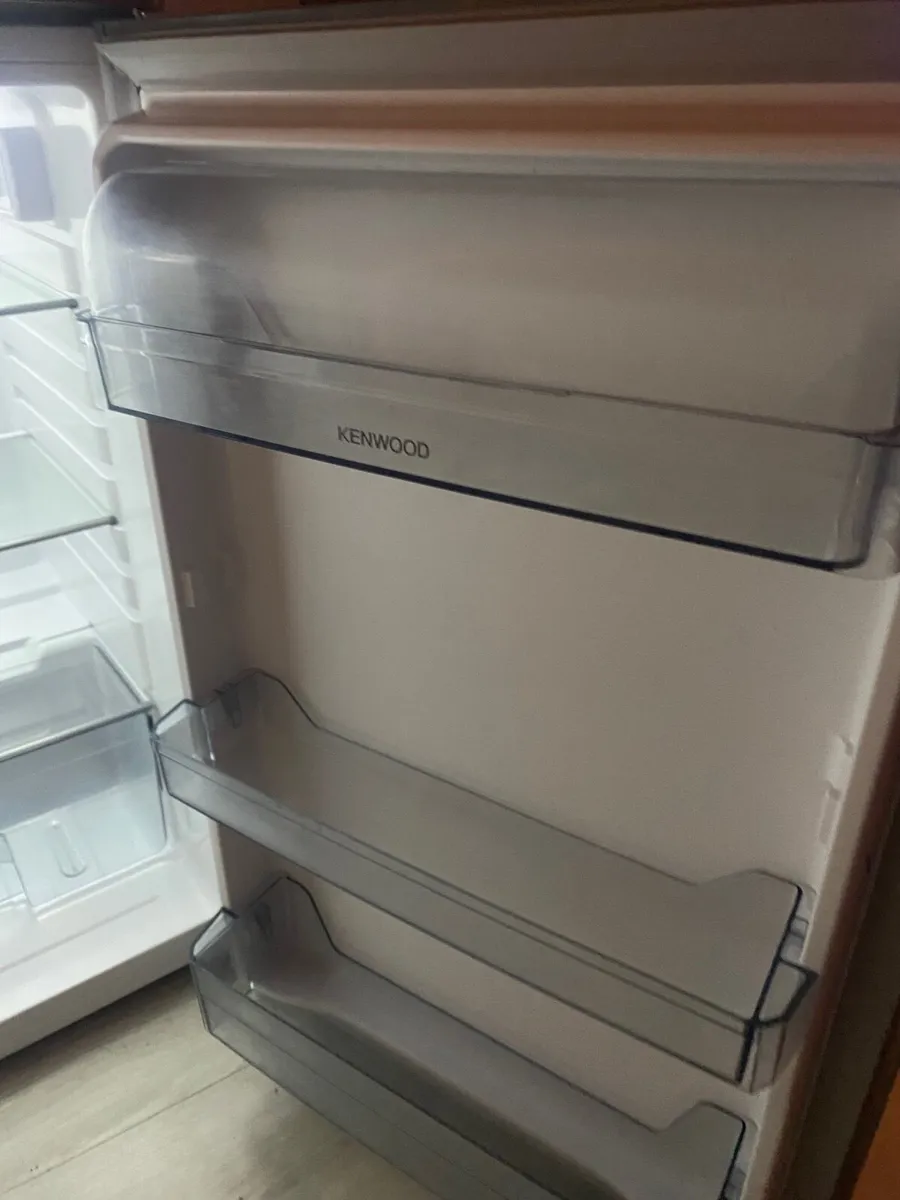 Under counter fridge - Image 2