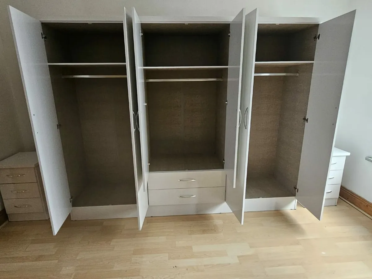 6 DOOR WARDROBE WHITE GREY GLOSS 0872927892 - Image 1
