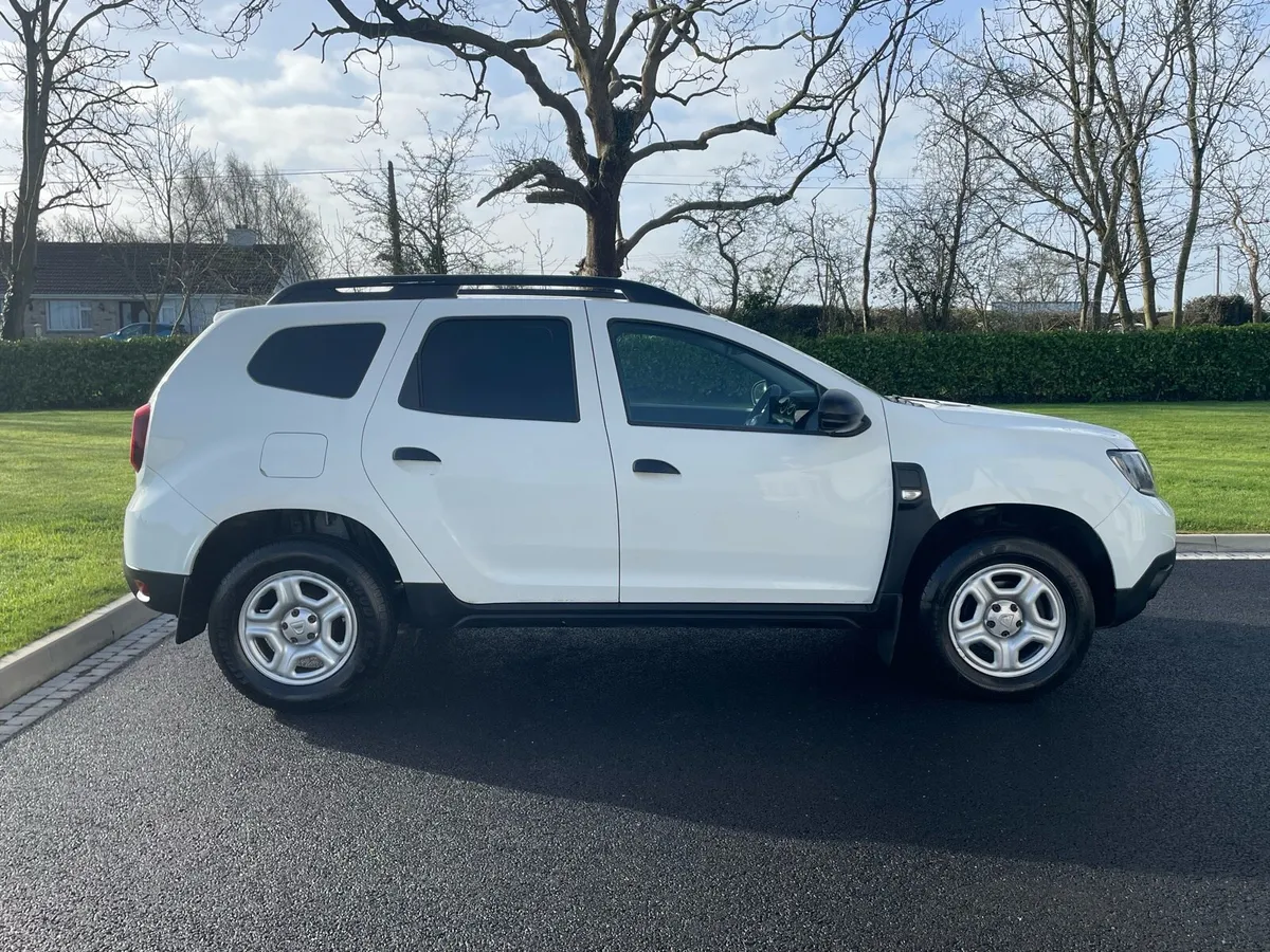 2019 Dacia Duster Commercial - Image 2