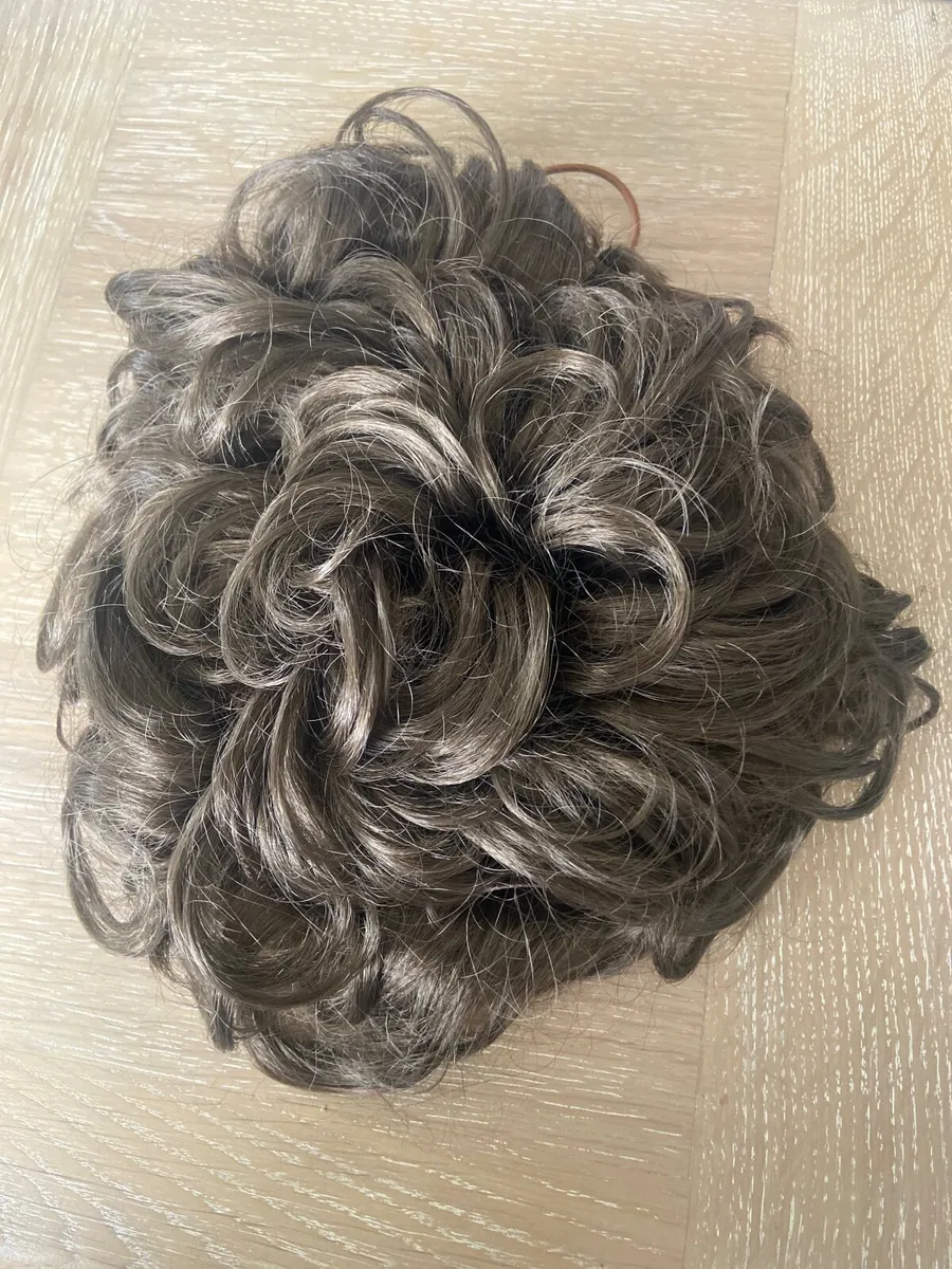 Irish dancing bun wig - Image 1