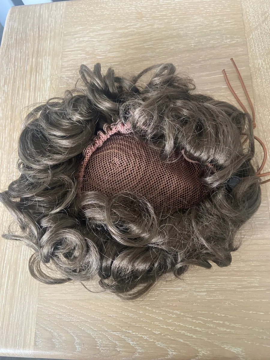 Irish dancing bun wig - Image 2