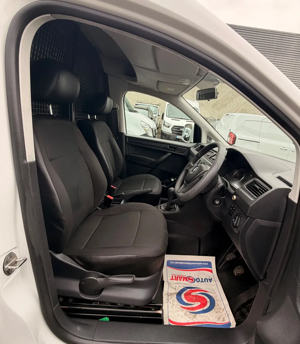 2019 Volkswagen Caddy Maxi 102Bhp - Image 4