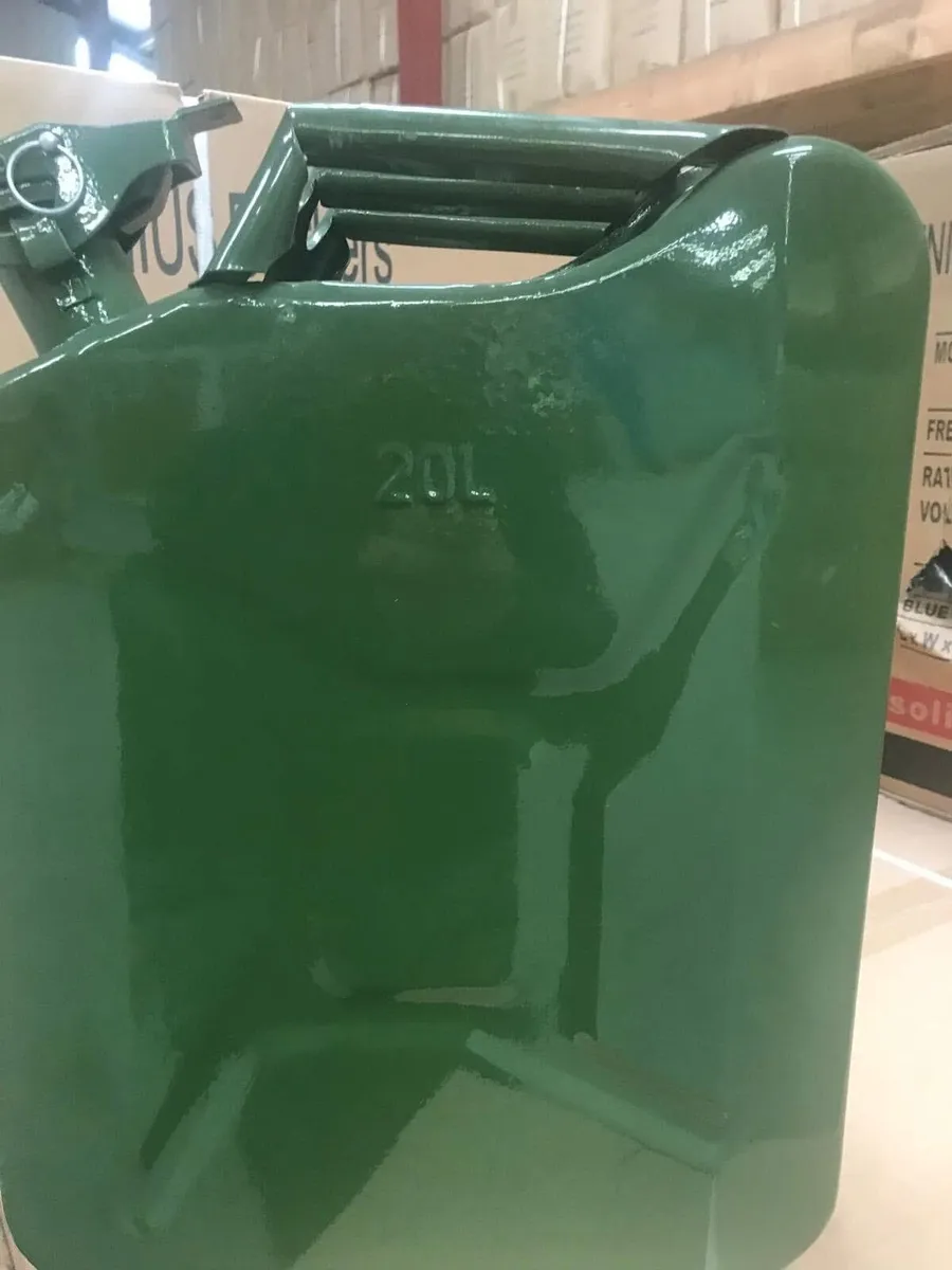 Jerry cans - Image 3