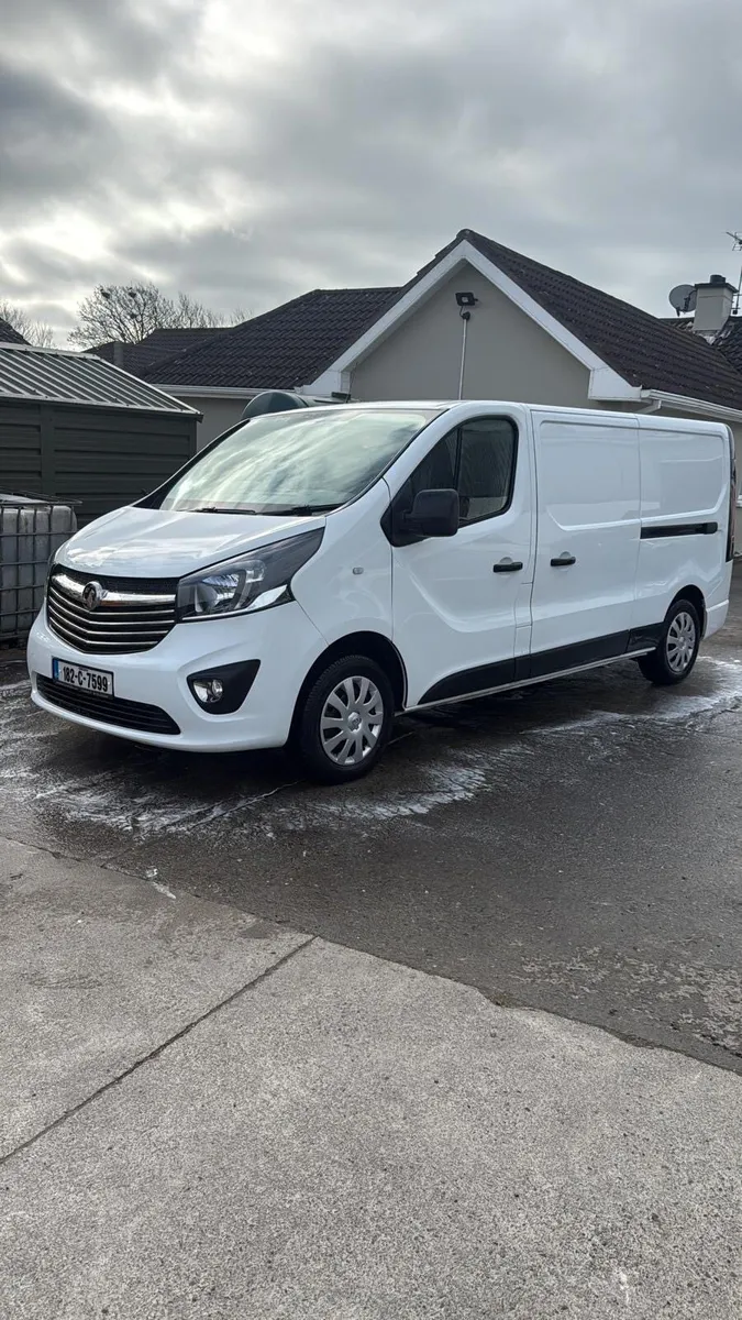 Opel / Vauxhall Vivaro 2900 Sportive cdti - Image 2