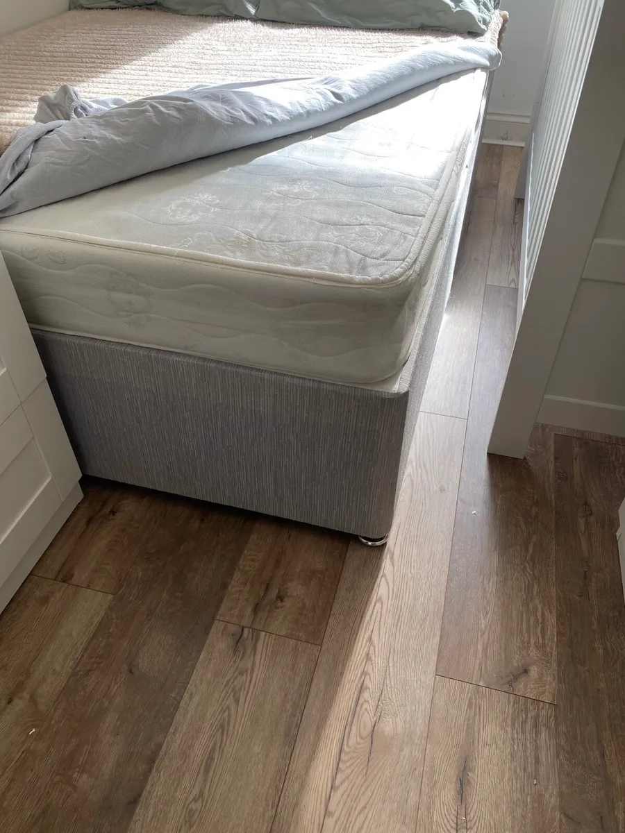 DOUBLE BED - Image 2