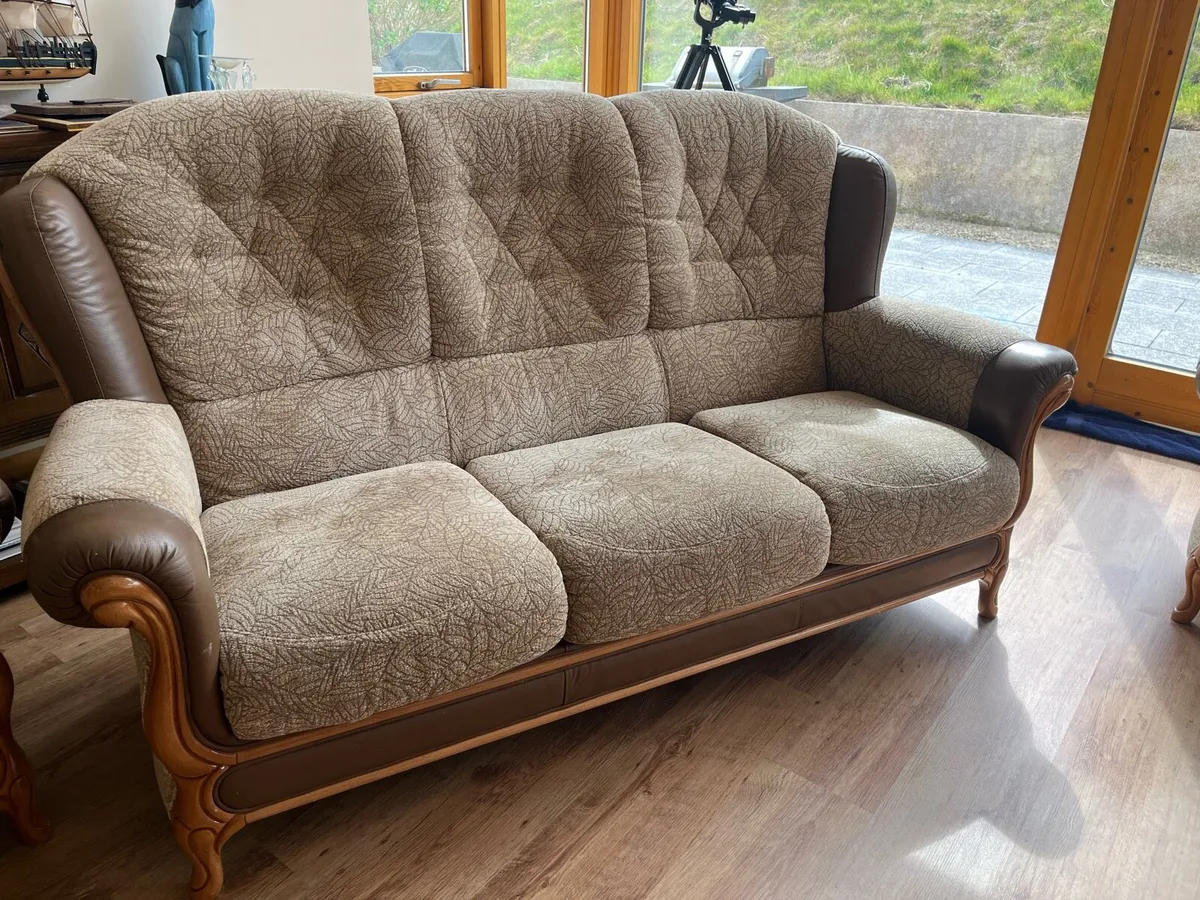Sofa - 3 seater and two armchairs - Image 2
