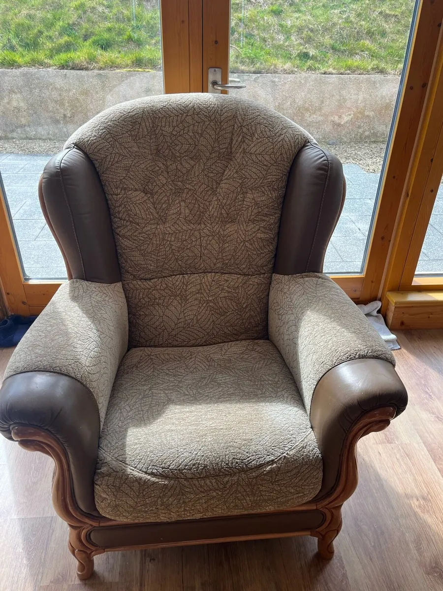 Sofa - 3 seater and two armchairs - Image 3