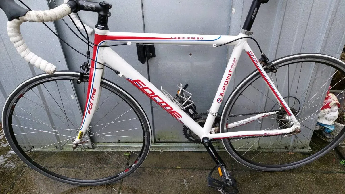 Forme Longcliff 3.0 Road Bike "As New" - Image 4