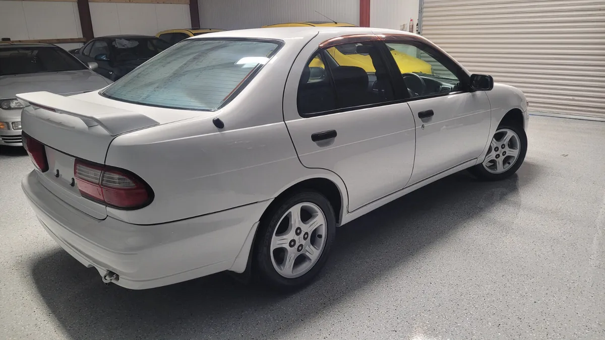 Nissan VZR Pulsar - Image 2