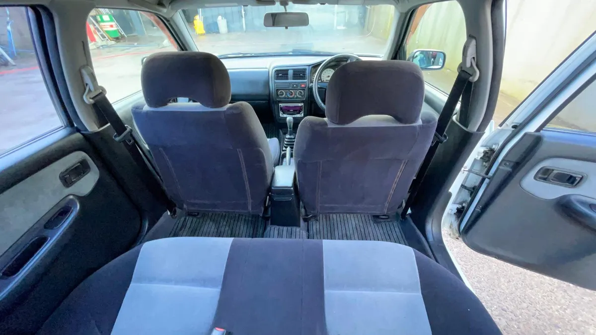 Nissan VZR Pulsar - Image 4