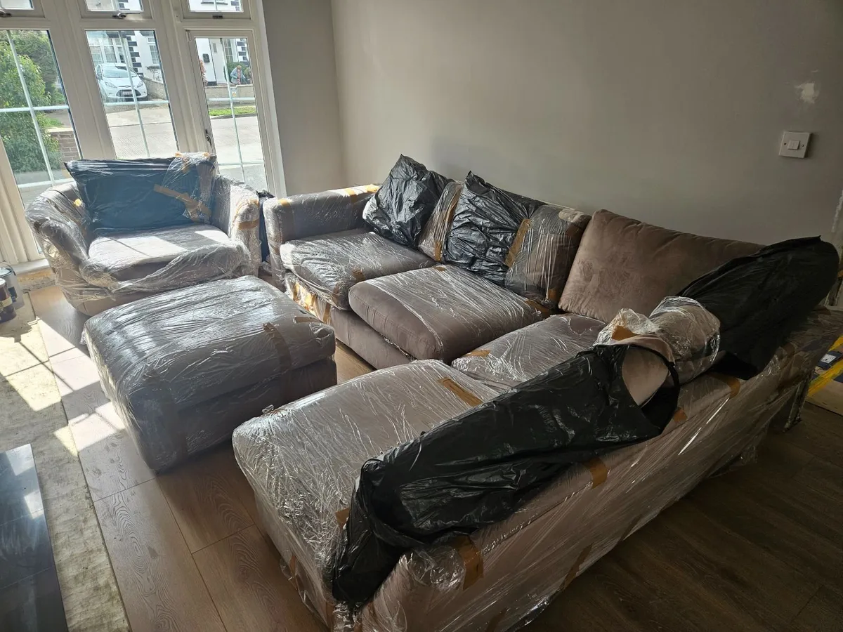 Couch set with swivel chair and footstool - Image 2