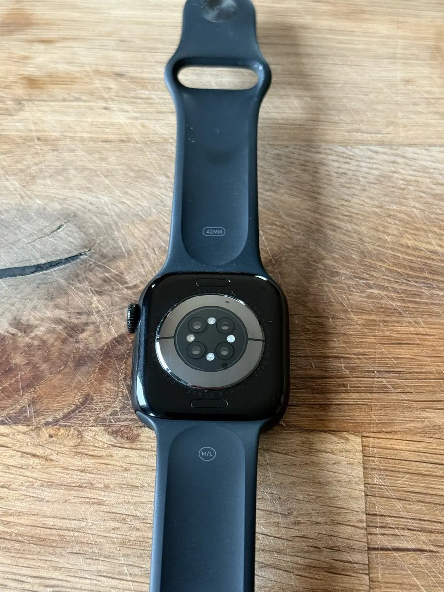 Apple Watch Series 10 42MM - Image 2