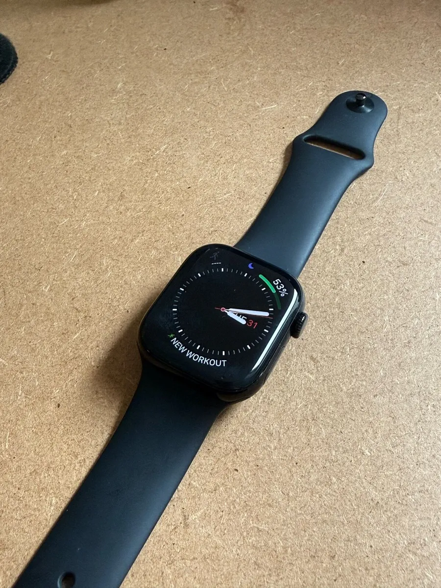 Apple Watch Series 10 42MM - Image 4