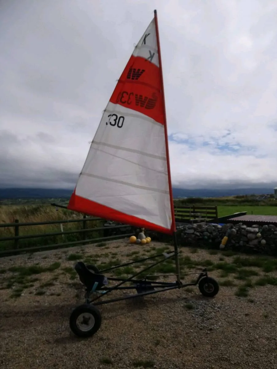 Sand Yacht - Image 1