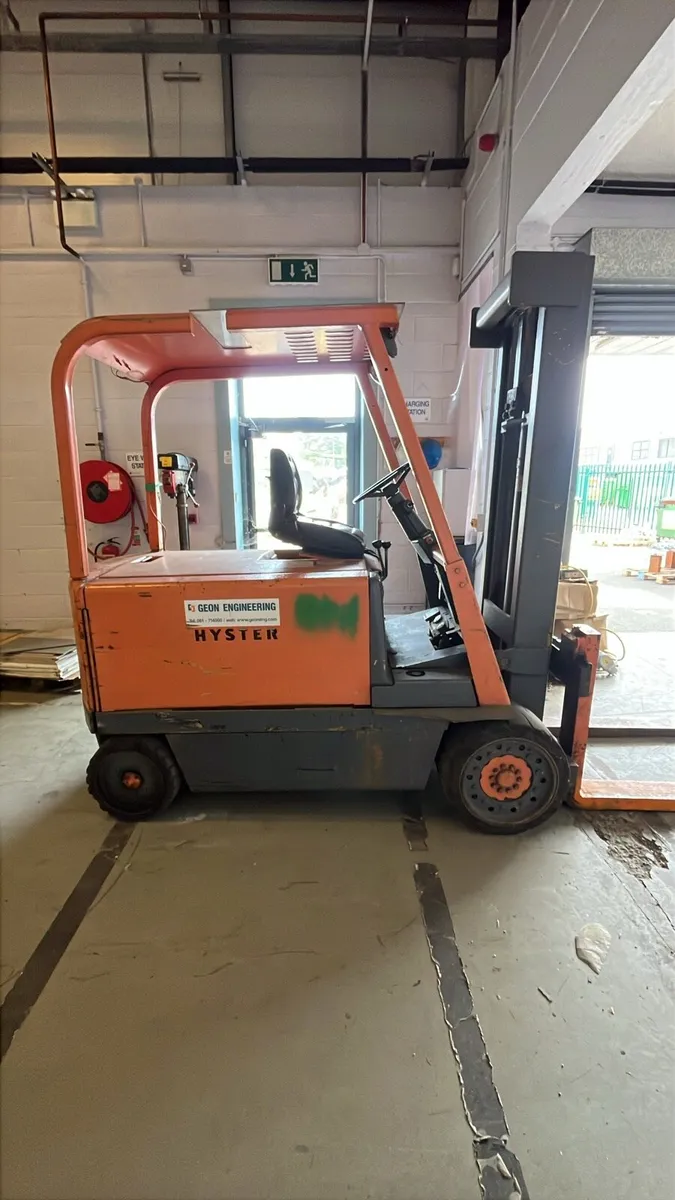 Forklift - Image 2