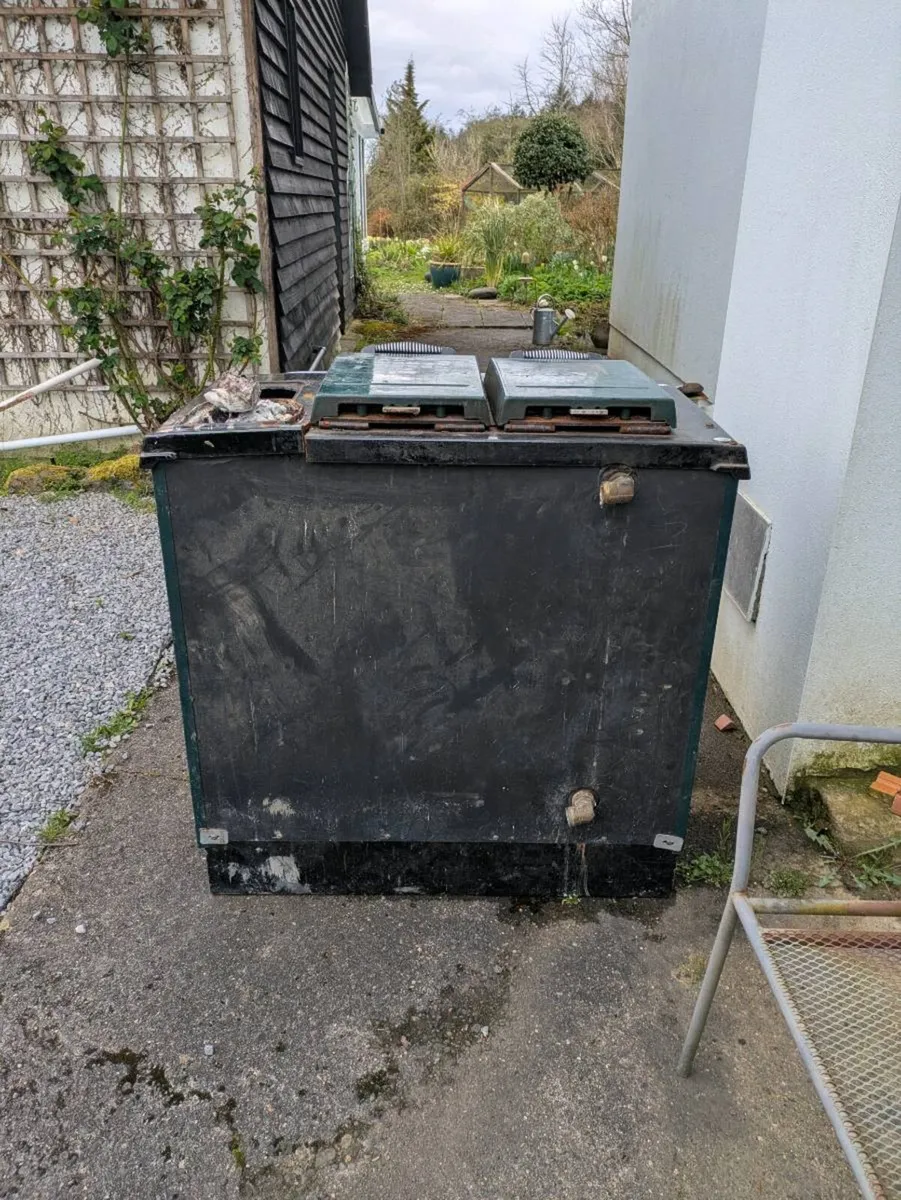 Old Stanley solid fuel stove - Image 2