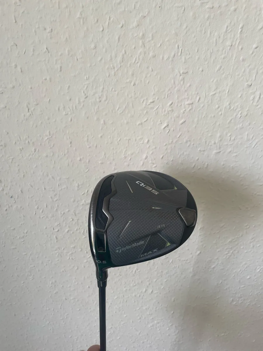 Taylormade Qi35 Left Handed driver - Image 1