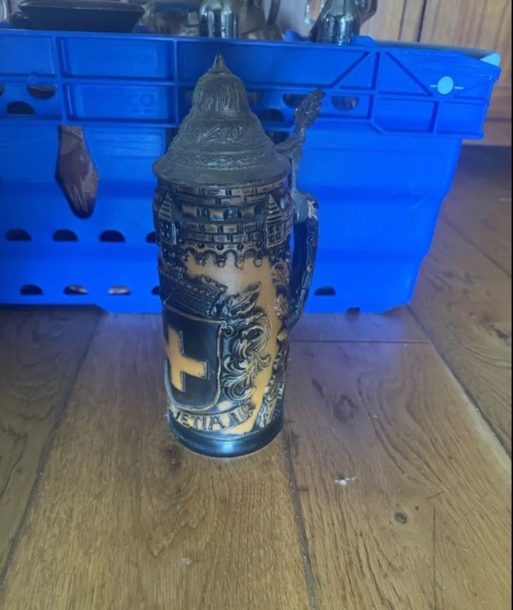 Decanters, hand carved tankers, antique beer cups - Image 4