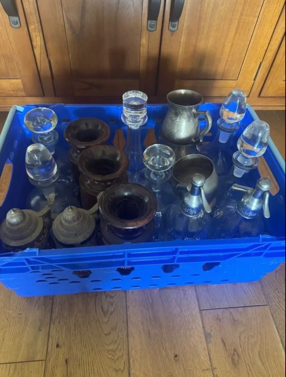 Decanters, hand carved tankers, antique beer cups - Image 1