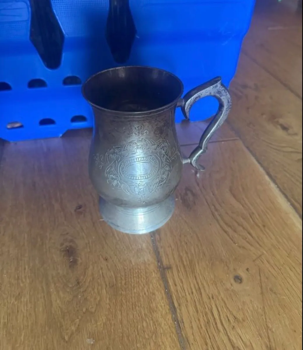 Decanters, hand carved tankers, antique beer cups - Image 3