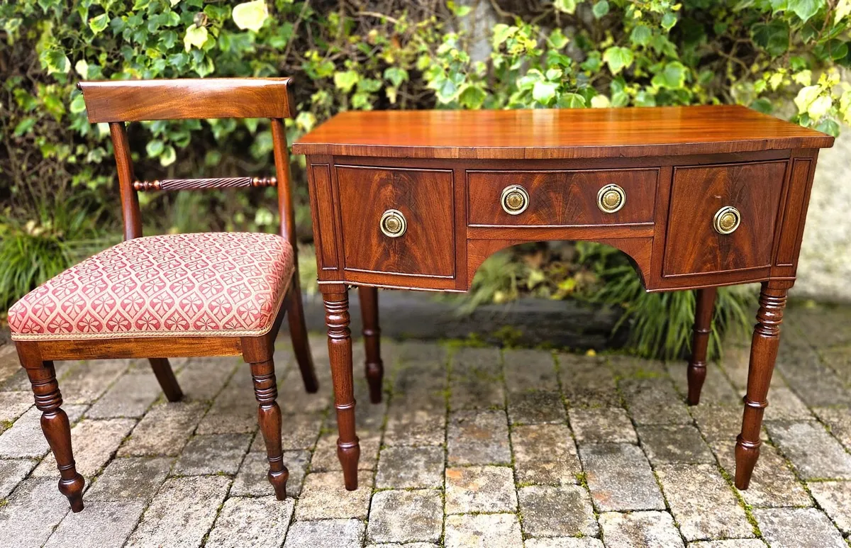 Compact Georgian Sideboard- Circa 1830 - Image 1