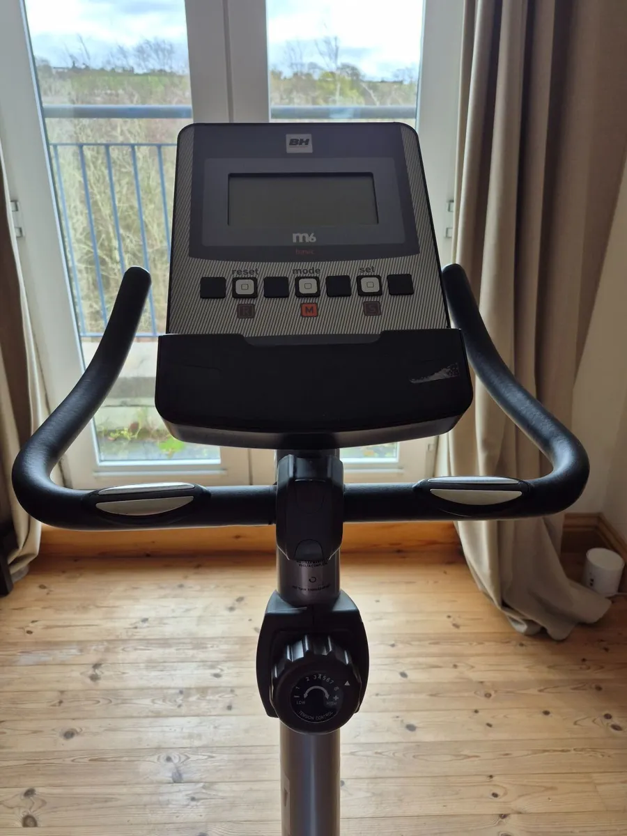 Exercise bike - Image 1