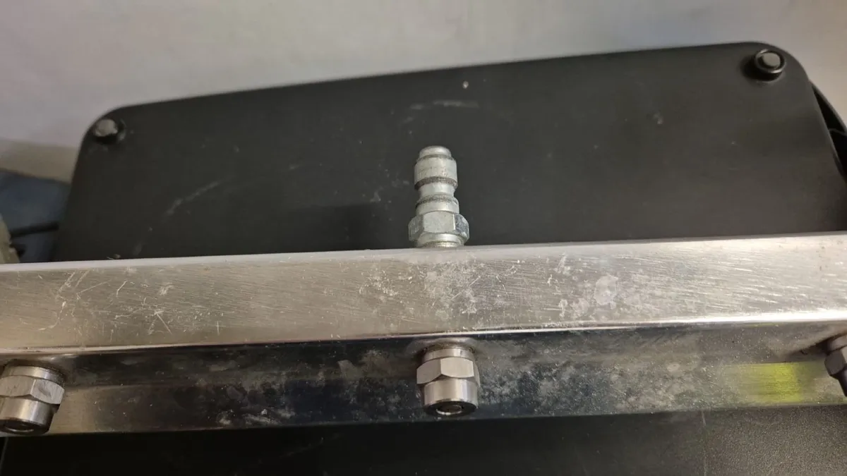 Power Washing Water Broom - Image 1