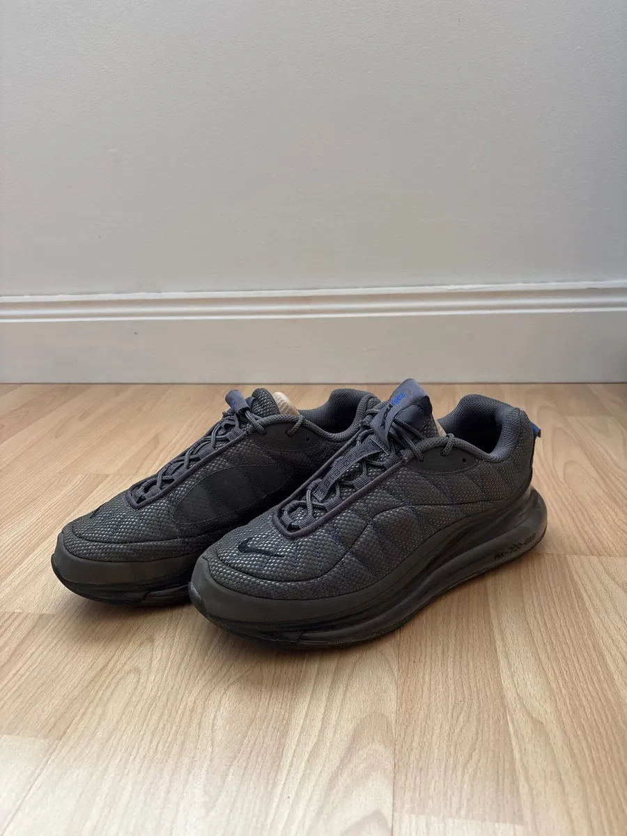 Nike Air max 720 trainers - Image 1