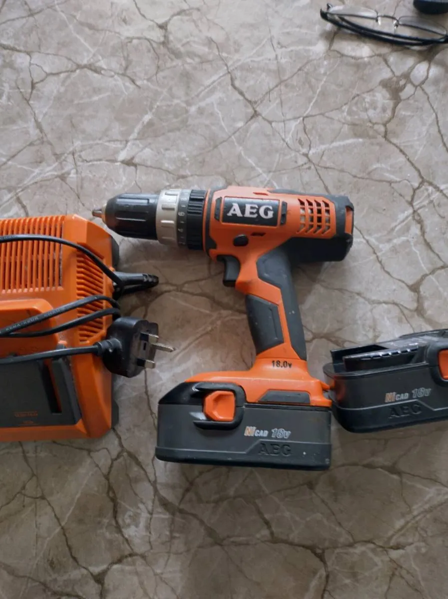 AEG COMBI DRILL - Image 2