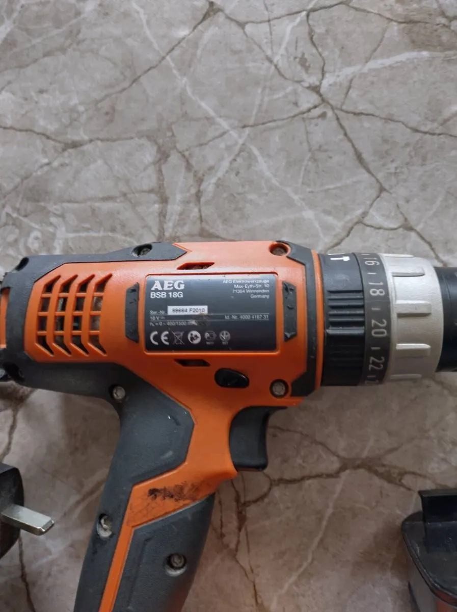 AEG COMBI DRILL - Image 3