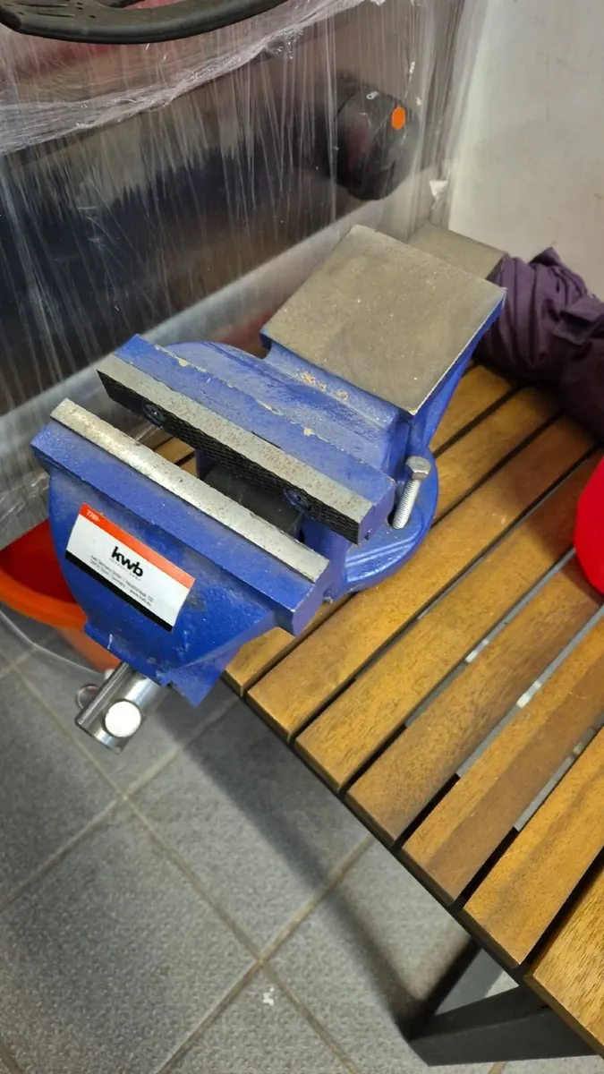 Bench Vise - Image 2