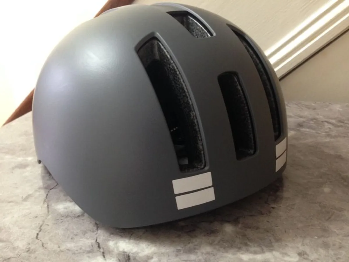 City Bike & Free Accessories - Image 4