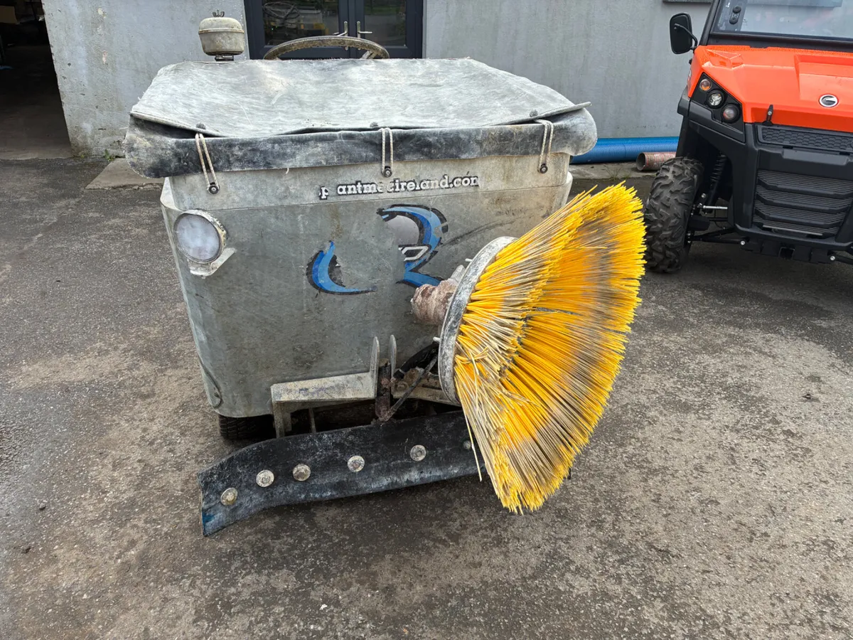 Plantmec Q Bed - Image 1