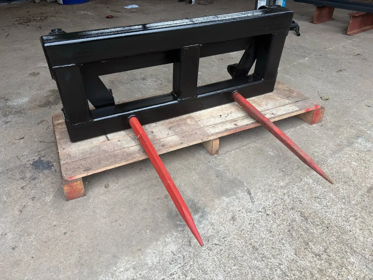 Bale spike - Image 1