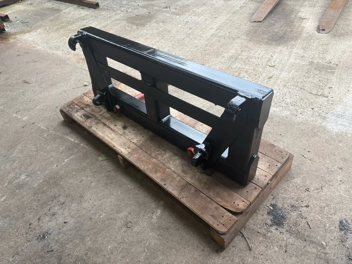 Bale spike - Image 2