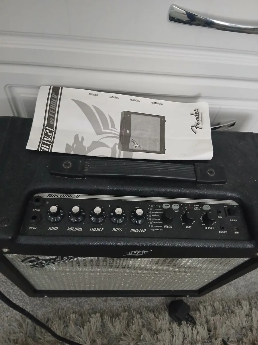 Fender amp - Image 1