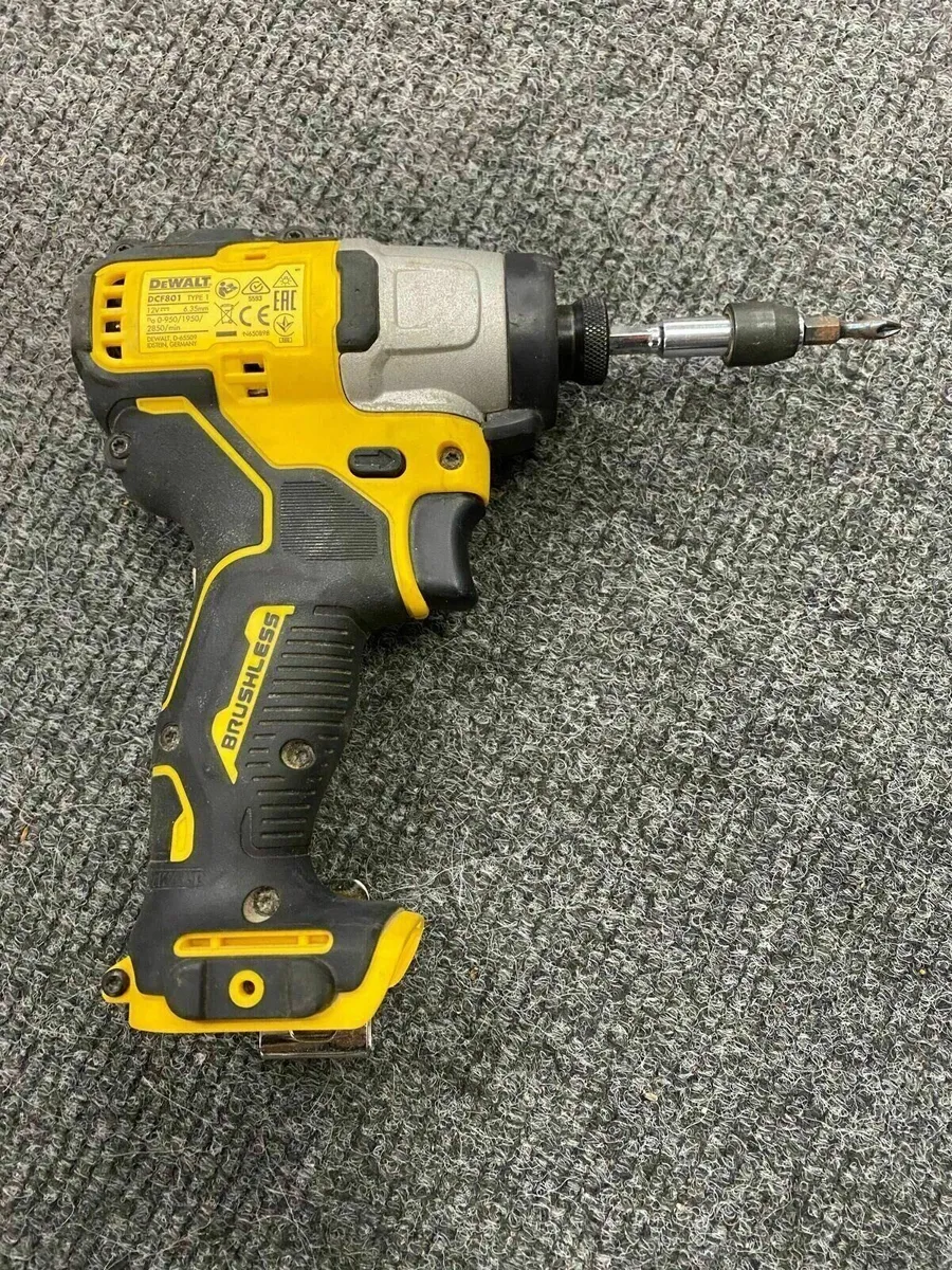Dewalt DCF801 Driver - Image 2