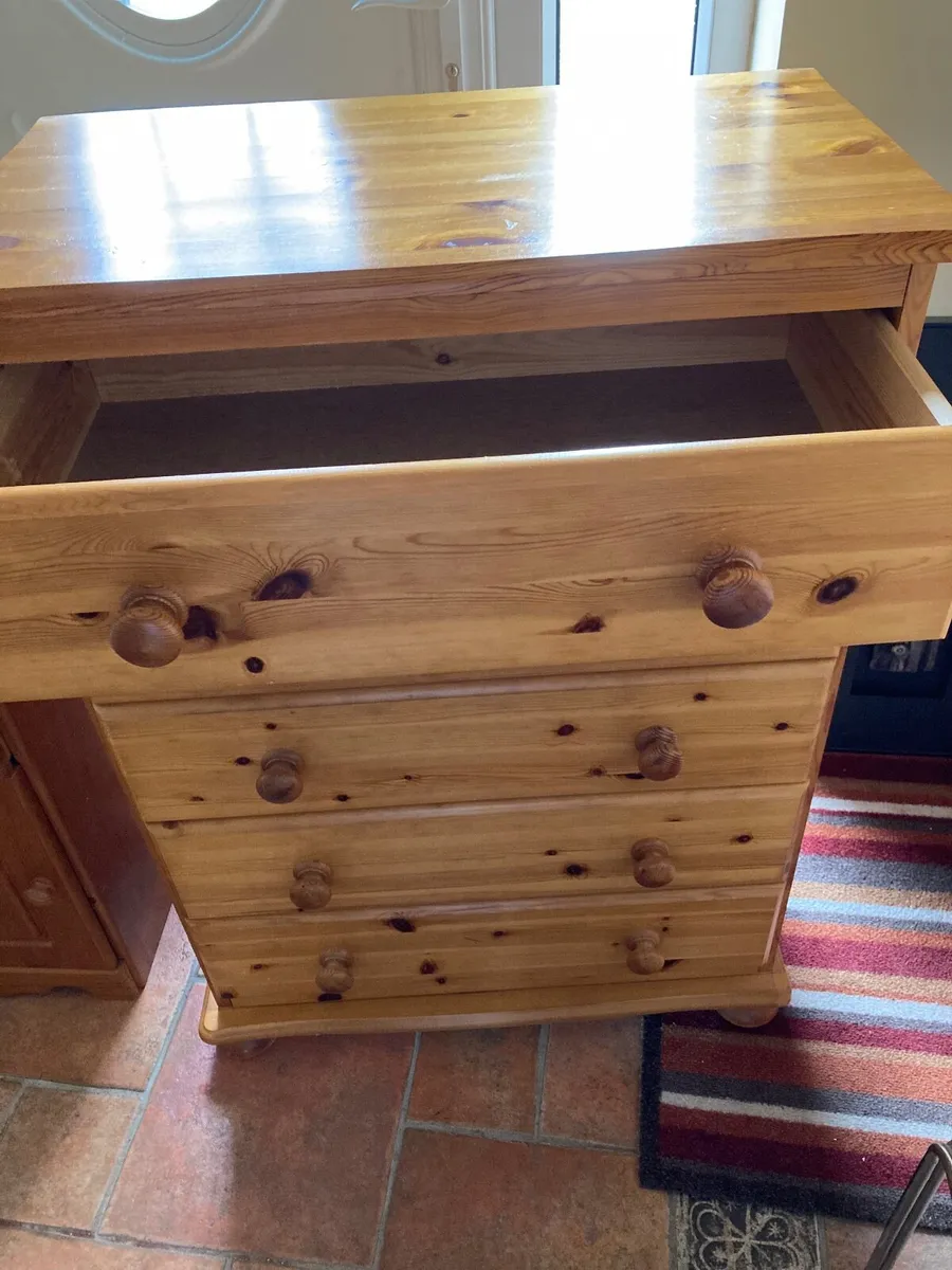 Second hand furniture - Image 4